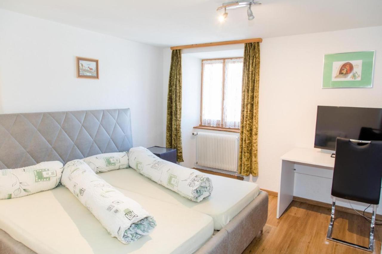 Hotel Reich Cazis Extérieur photo